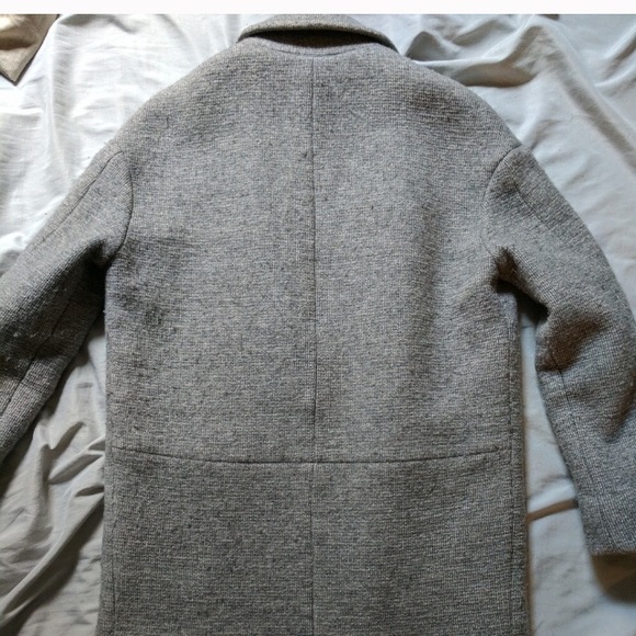 Aritzia wool blend coat - Picture 5 of 8